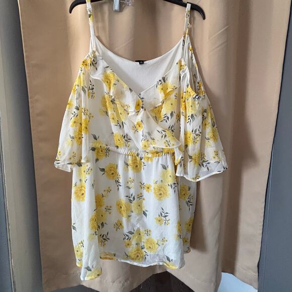 Torrid Women’s Size 5 Yellow Floral Cold Shoulder Blouse - Picture 1 of 4